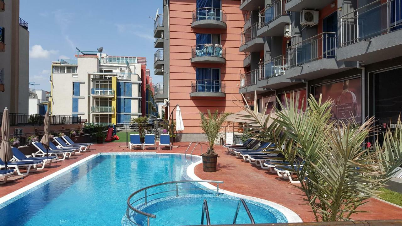 Апартамент Cacao Residence Slântsjev Brjag Eksteriør bilde