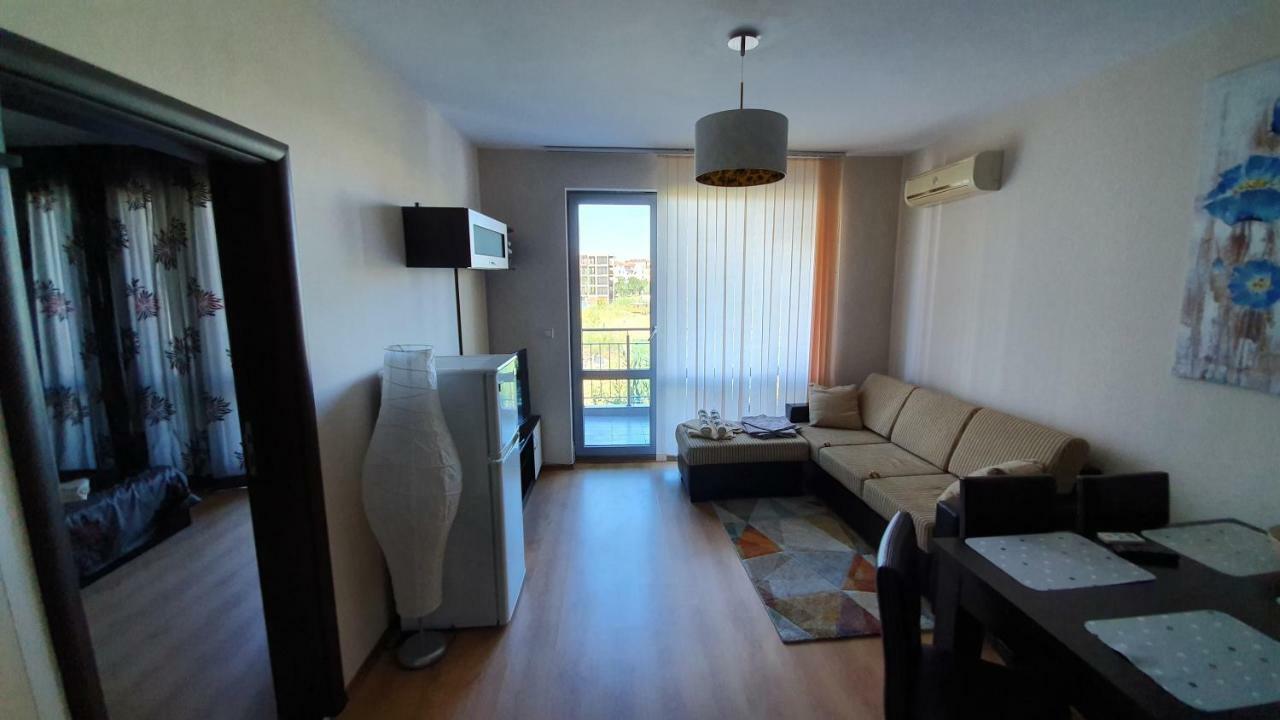 Апартамент Cacao Residence Slântsjev Brjag Eksteriør bilde